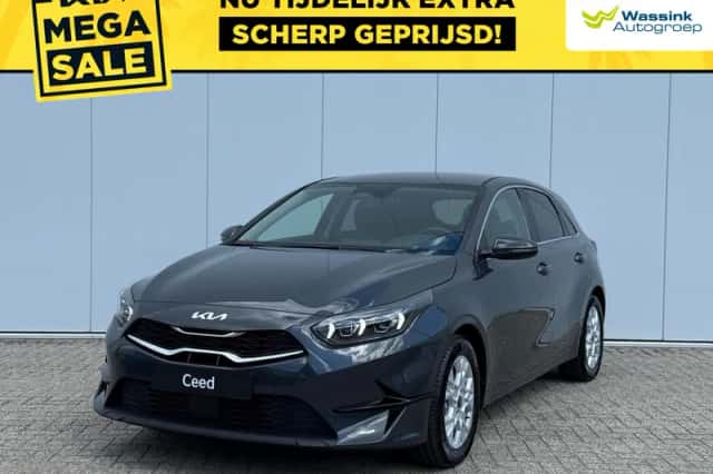 Kia Ceed (2025) thumbnail 1