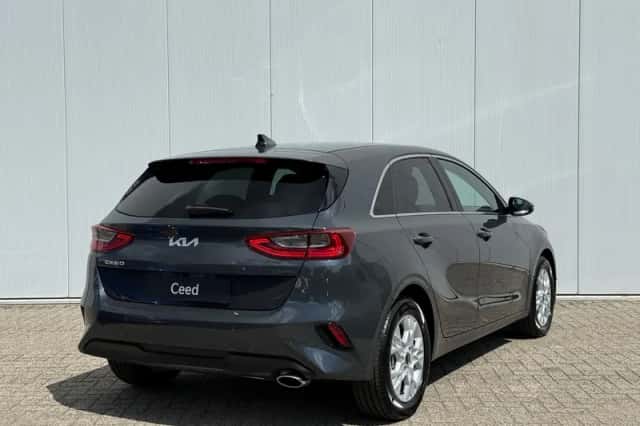 Kia Ceed (2025) thumbnail 5