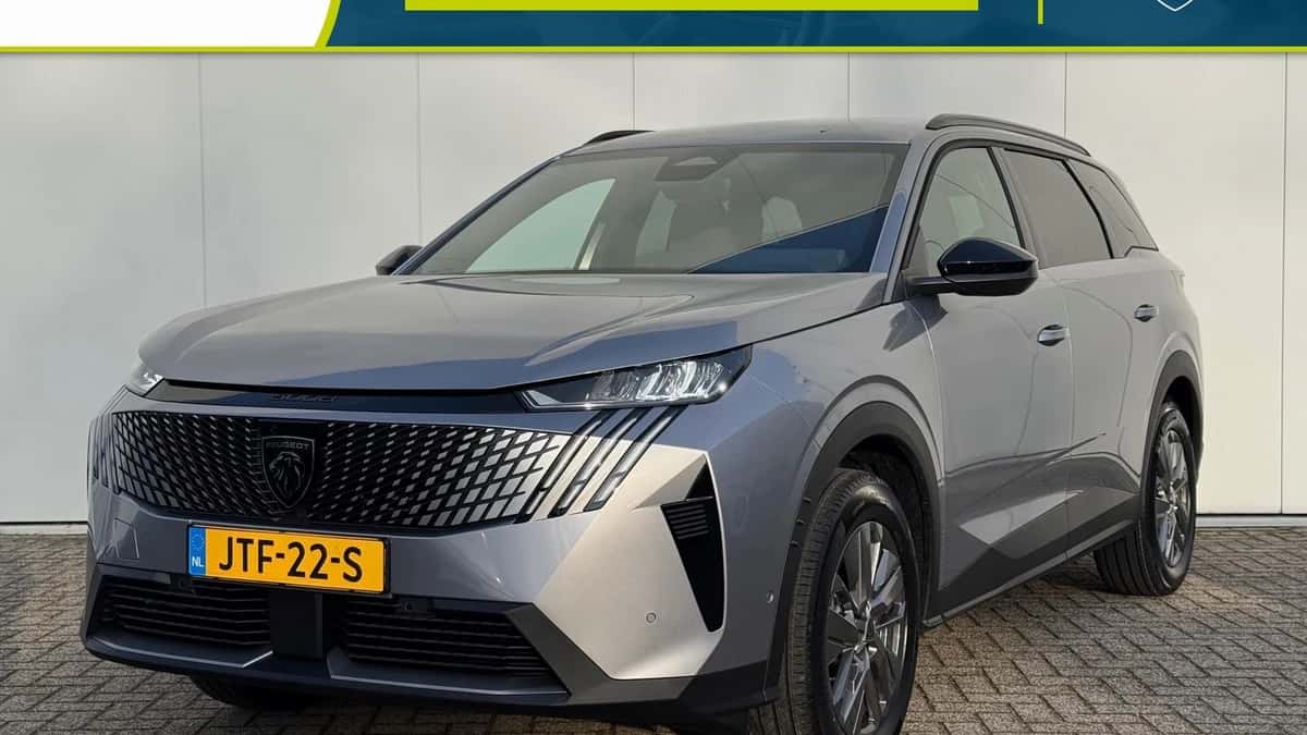 Peugeot 5008 (2025) — foto 1