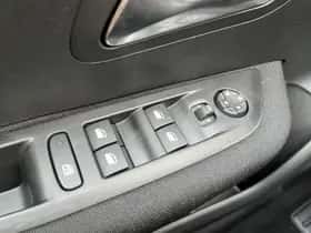Peugeot 208 (2024) thumbnail 17