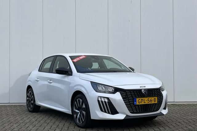 Peugeot 208 (2024) thumbnail 4