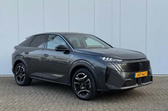 Peugeot 3008 (2025) thumbnail 3