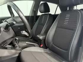 Kia Rio (2021) thumbnail 11