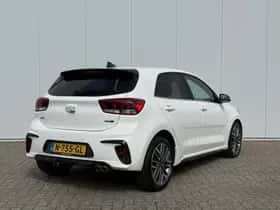 Kia Rio (2021) thumbnail 5