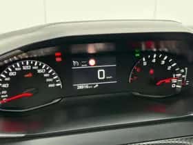 Peugeot 2008 (2020) thumbnail 15