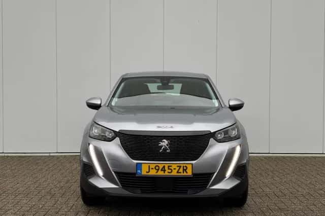 Peugeot 2008 (2020) thumbnail 3