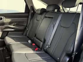 Kia Sorento (2023) thumbnail 13