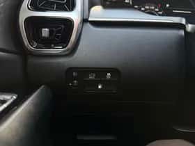 Kia Sorento (2023) thumbnail 33