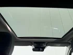 Kia Sorento (2023) thumbnail 34