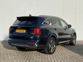 Kia Sorento (2023) thumbnail 5