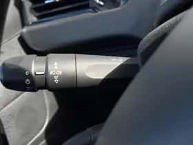 Peugeot 208 (2019) thumbnail 18