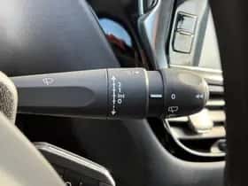 Peugeot 208 (2019) thumbnail 19