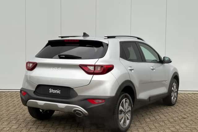 Kia Stonic (2025) thumbnail 5