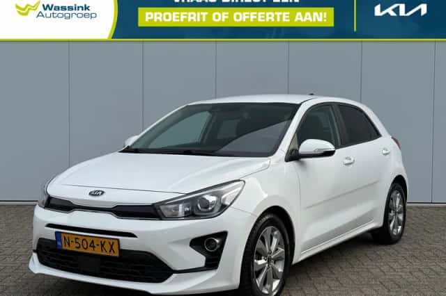 Kia Rio (2021) thumbnail 1