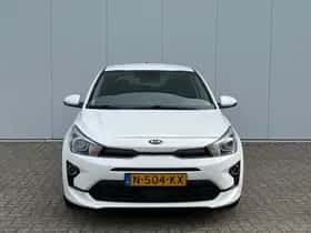 Kia Rio (2021) thumbnail 2