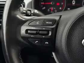 Kia Rio (2021) thumbnail 16