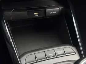 Kia Rio (2021) thumbnail 28