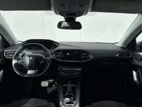 Peugeot 308 (2021) thumbnail 12