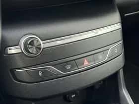 Peugeot 308 (2021) thumbnail 25