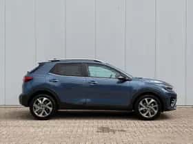 Kia Stonic (2025) thumbnail 4