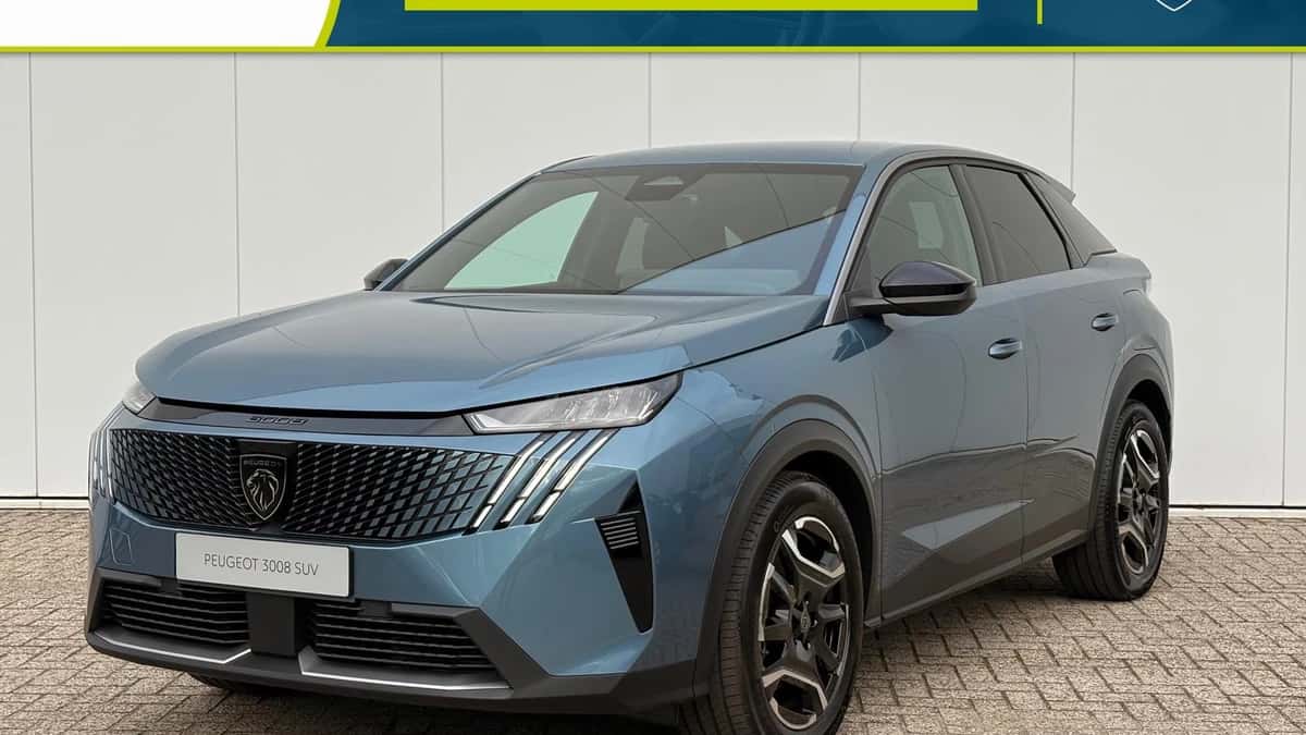 Peugeot e-3008 (2024) — foto 1
