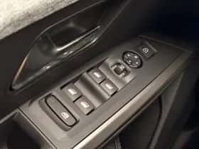 Peugeot e-3008 (2024) thumbnail 33