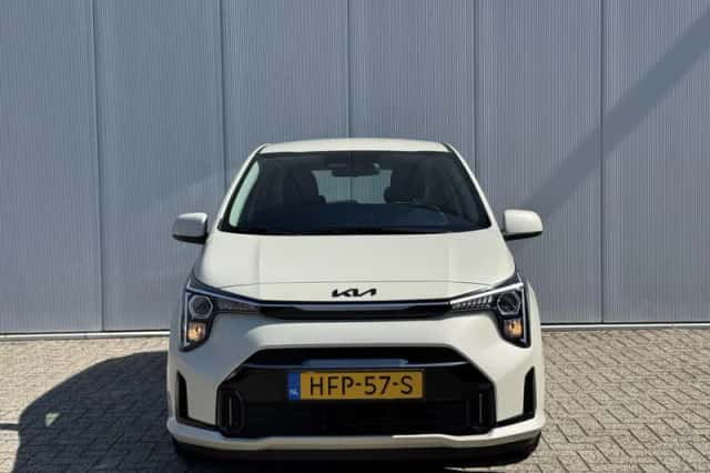 Kia Picanto (2025) thumbnail 2