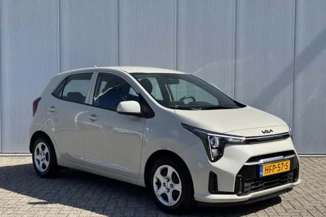 Kia Picanto (2025) thumbnail 3