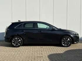 Kia Ceed (2025) thumbnail 4