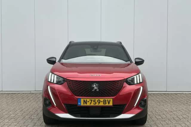Peugeot e-2008 (2021) thumbnail 3