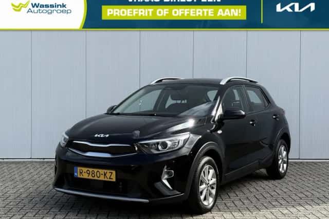 Kia Stonic (2022) thumbnail 1