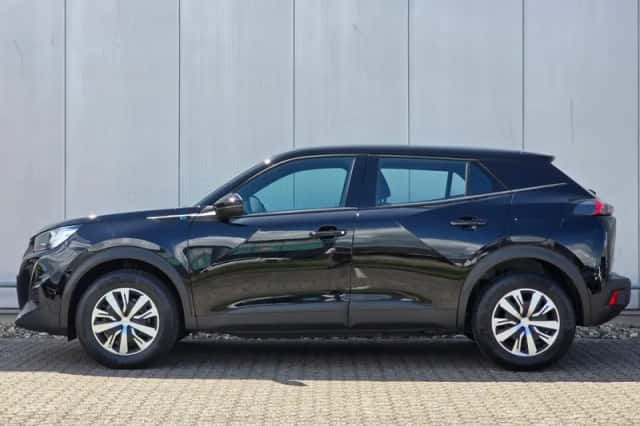 Peugeot e-2008 (2023) thumbnail 3