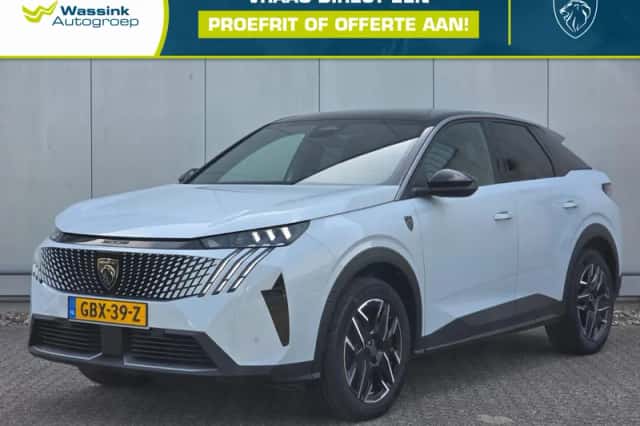 Peugeot 3008 (2024) thumbnail 1