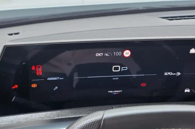 Peugeot 3008 (2024) thumbnail 13