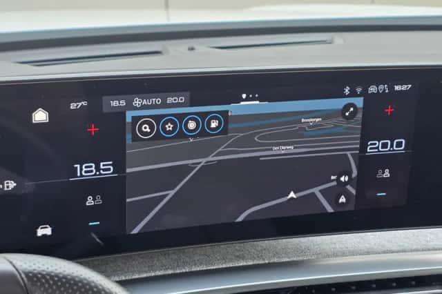 Peugeot 3008 (2024) thumbnail 18