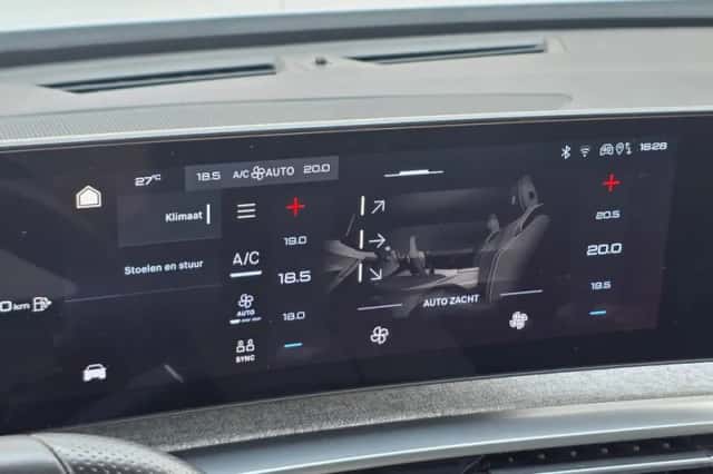 Peugeot 3008 (2024) thumbnail 23