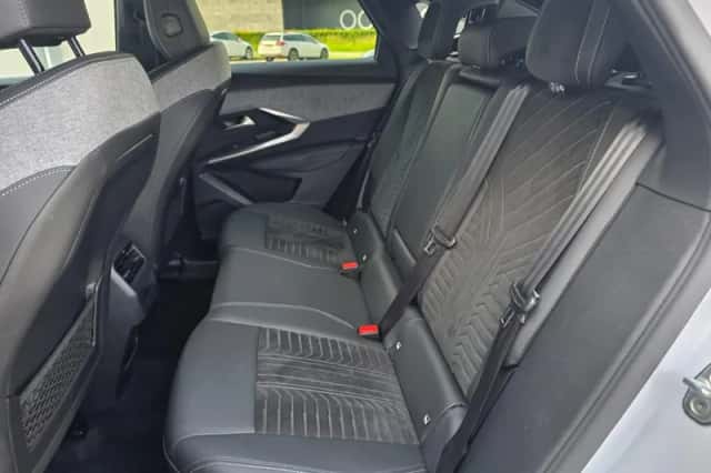 Peugeot 3008 (2024) thumbnail 26
