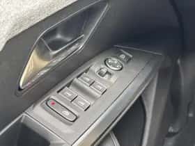 Peugeot 3008 (2024) thumbnail 26
