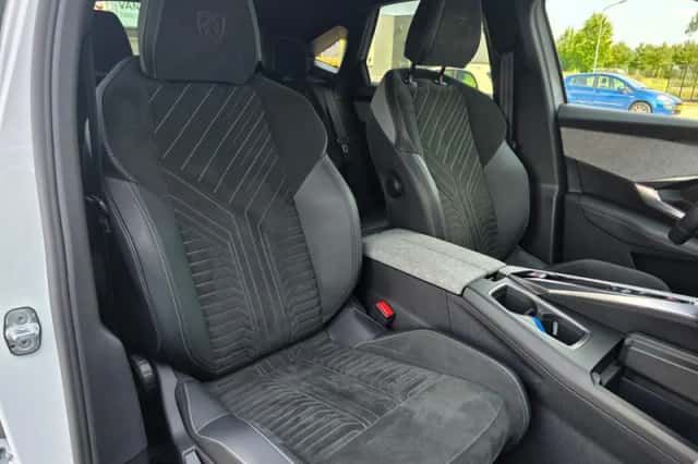 Peugeot 3008 (2024) thumbnail 29