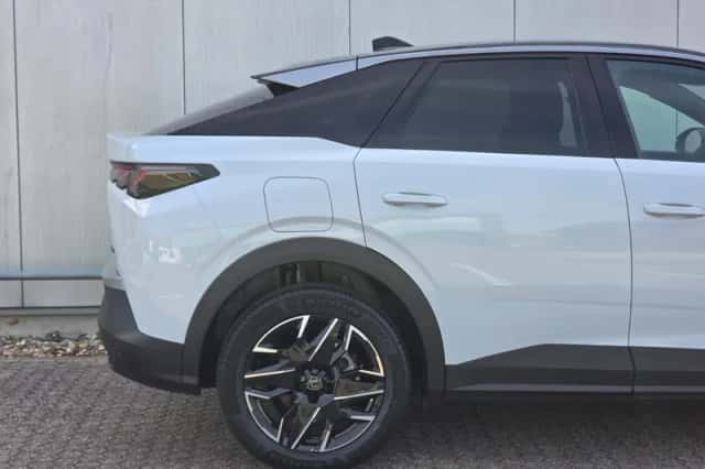 Peugeot 3008 (2024) thumbnail 37