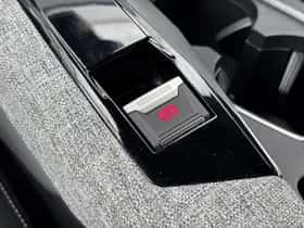 Peugeot 3008 (2024) thumbnail 9