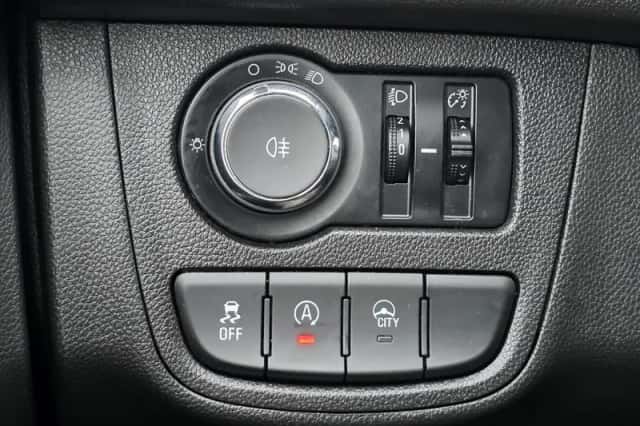 Opel Karl (2017) thumbnail 12