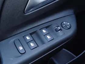 Opel Corsa (2025) thumbnail 11