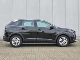 Peugeot 3008 (2021) thumbnail 4