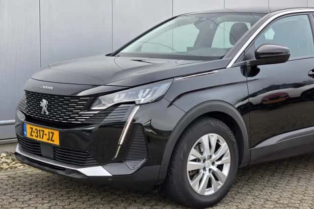 Peugeot 3008 (2021) thumbnail 32