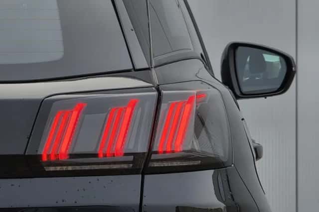 Peugeot 3008 (2021) thumbnail 35