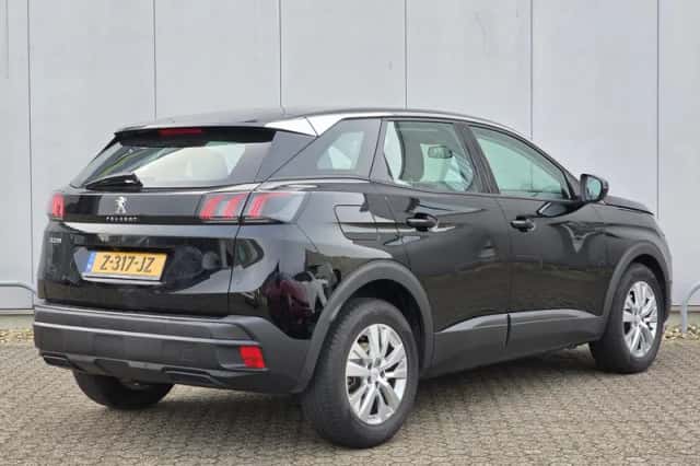 Peugeot 3008 (2021) thumbnail 6
