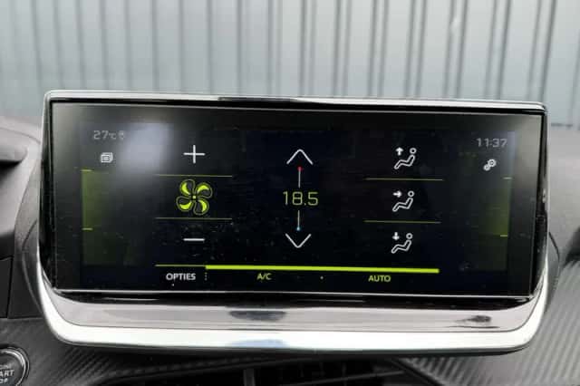 Peugeot 208 (2020) thumbnail 23