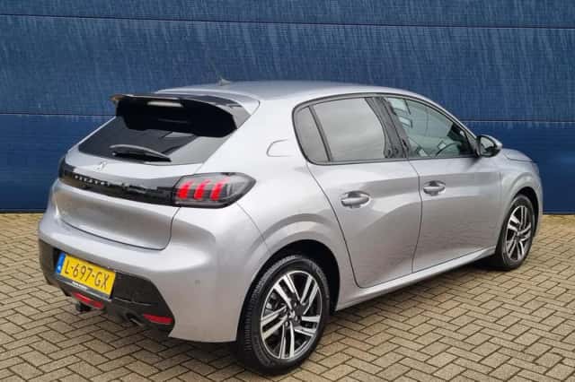 Peugeot 208 (2021) thumbnail 16