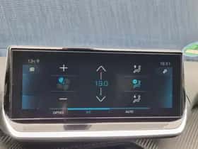 Peugeot 208 (2021) thumbnail 31